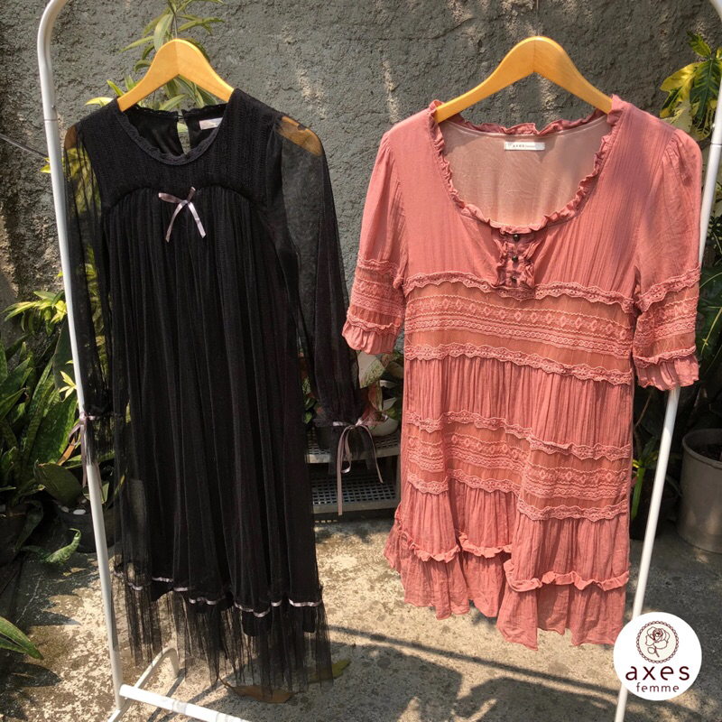 Preloved Sale Axes Femme Japan Dress