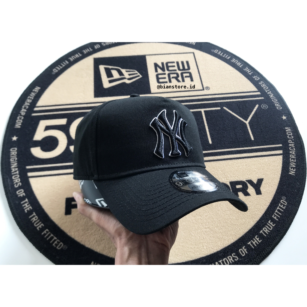 Topi New Era 9Forty A-Frame New York Yankees Stencil Black/White Cap 100% Original Resmi