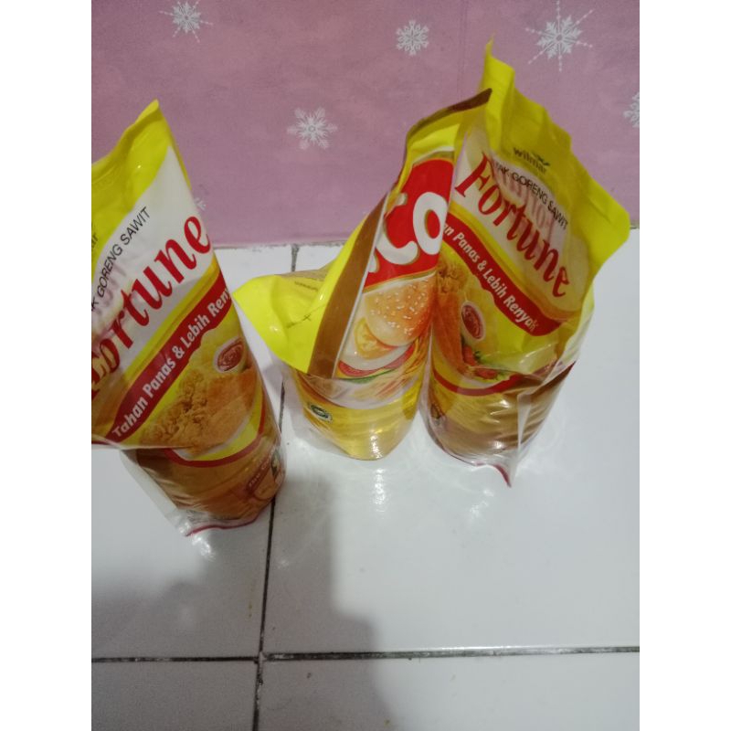 

minyak random 1liter