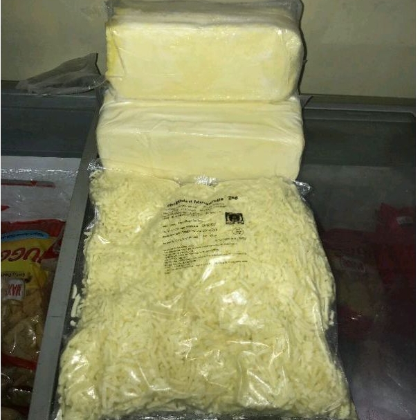 

keju MOZARELLA parut 2 kg