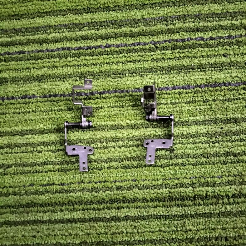 Engsel Laptop Smk Zyrex B10