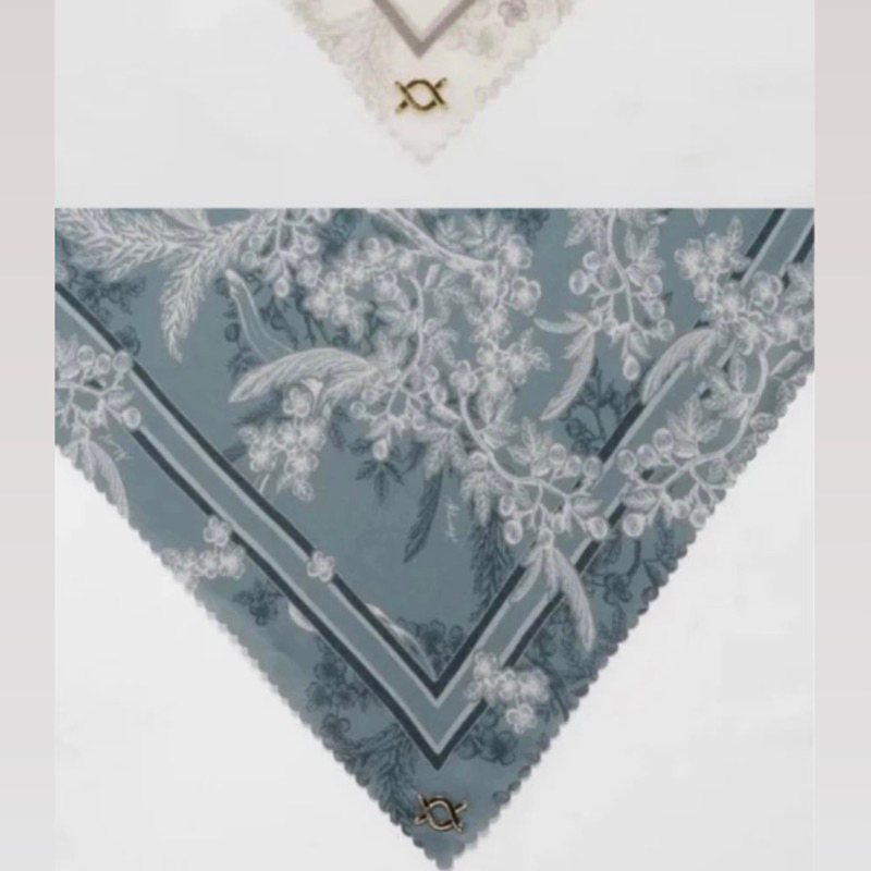 wearing klamby - ruby scarf, tilia scarf