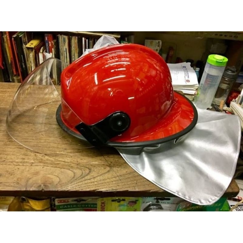 Helm Pemadam Kebakaran JHI / Safety Helmet / Helm Pemadam Murah