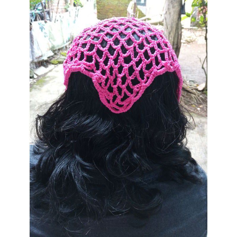 Bandana segitiga rajut