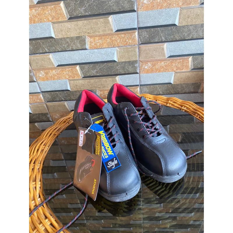 Safety Shoes Krisbow Wanita (Athena)