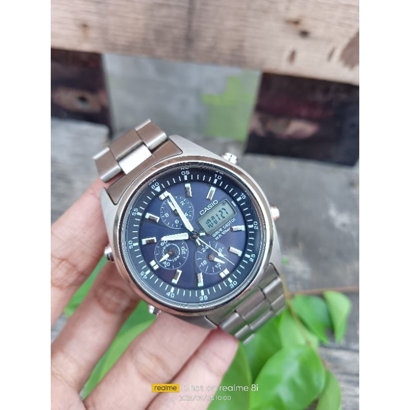 Casio WVQ 500TDJ Titanium tough solar