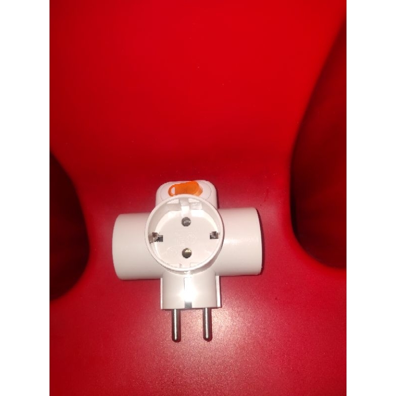 Steker Kaki 3 Saklar On Off Uticon / Colokan cabang 3 saklar Uticon