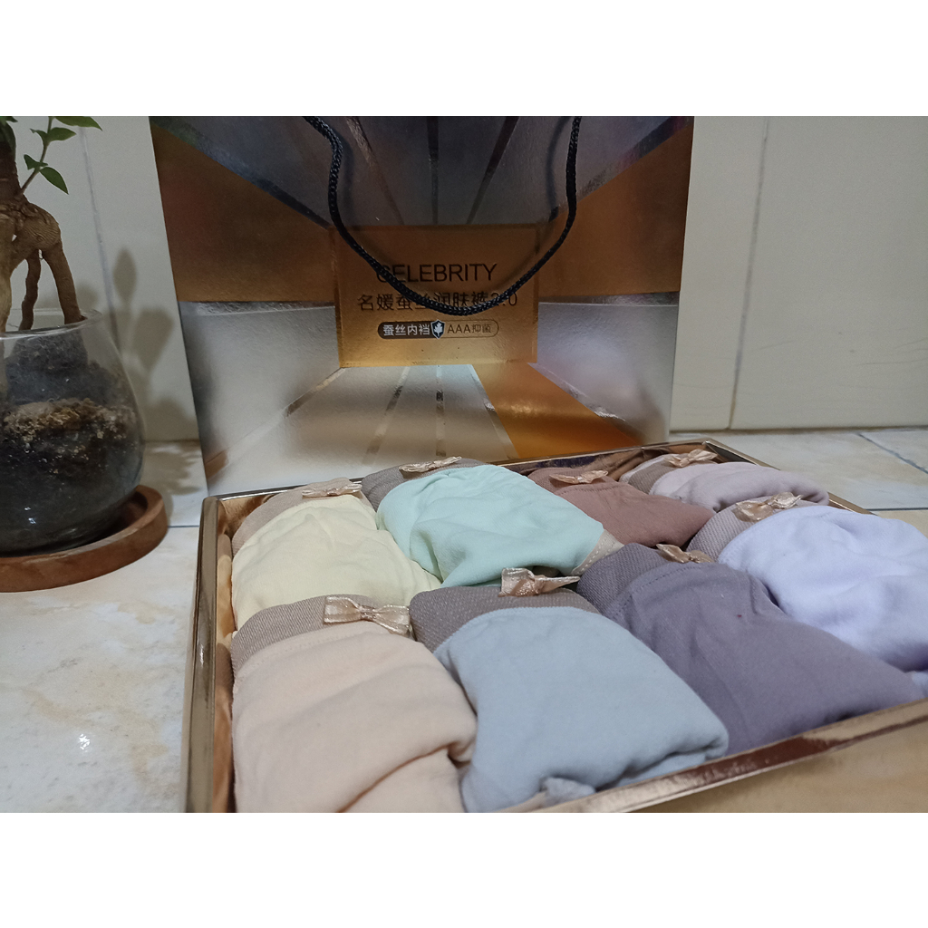 Celana Dalam Wanita Premium Import Celebrity 8 in 1 Pastel Nyaman DIpakai