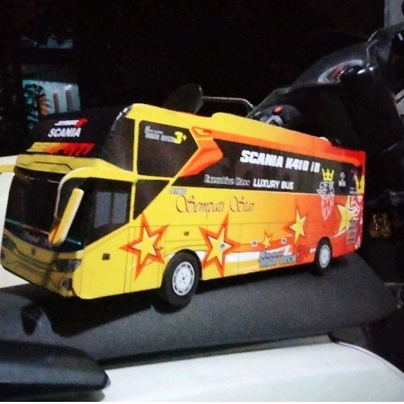 Miniatur/pajangan BUS SEMPATI STAR 45cm
