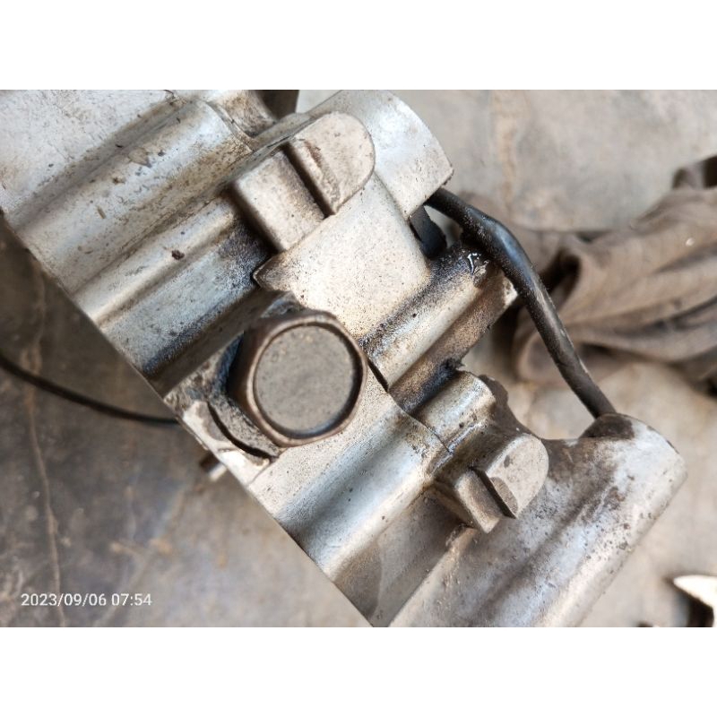 baut pembuangan oli mesin Suzuki Satria 2tak