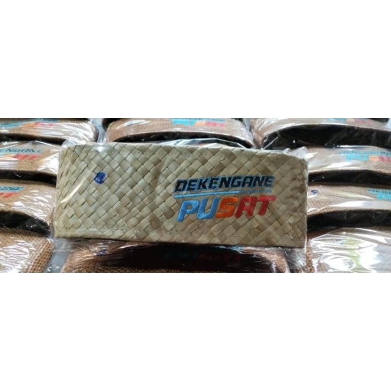 Peci Pandan (Dekengan Pusat)