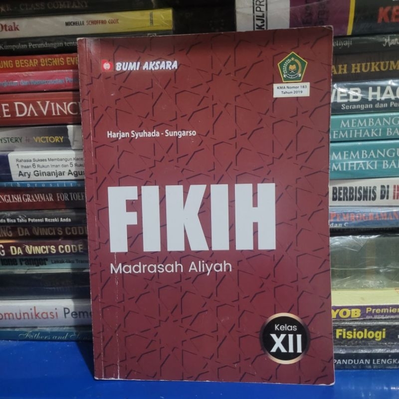BUKU BEKAS BUMI AKSARA - FIKIH KELAS 3 MA K13 REVISI