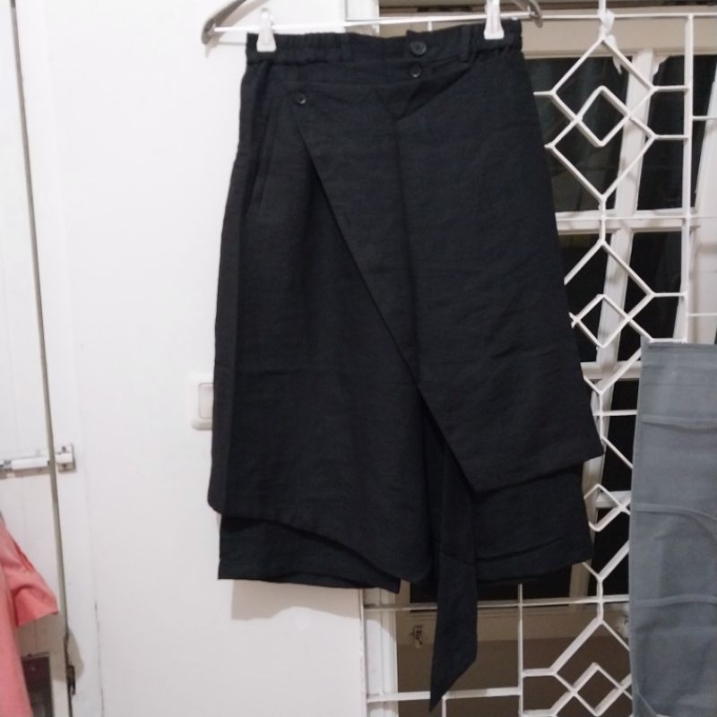 Apron short pants ala yohji yamamoto unisex