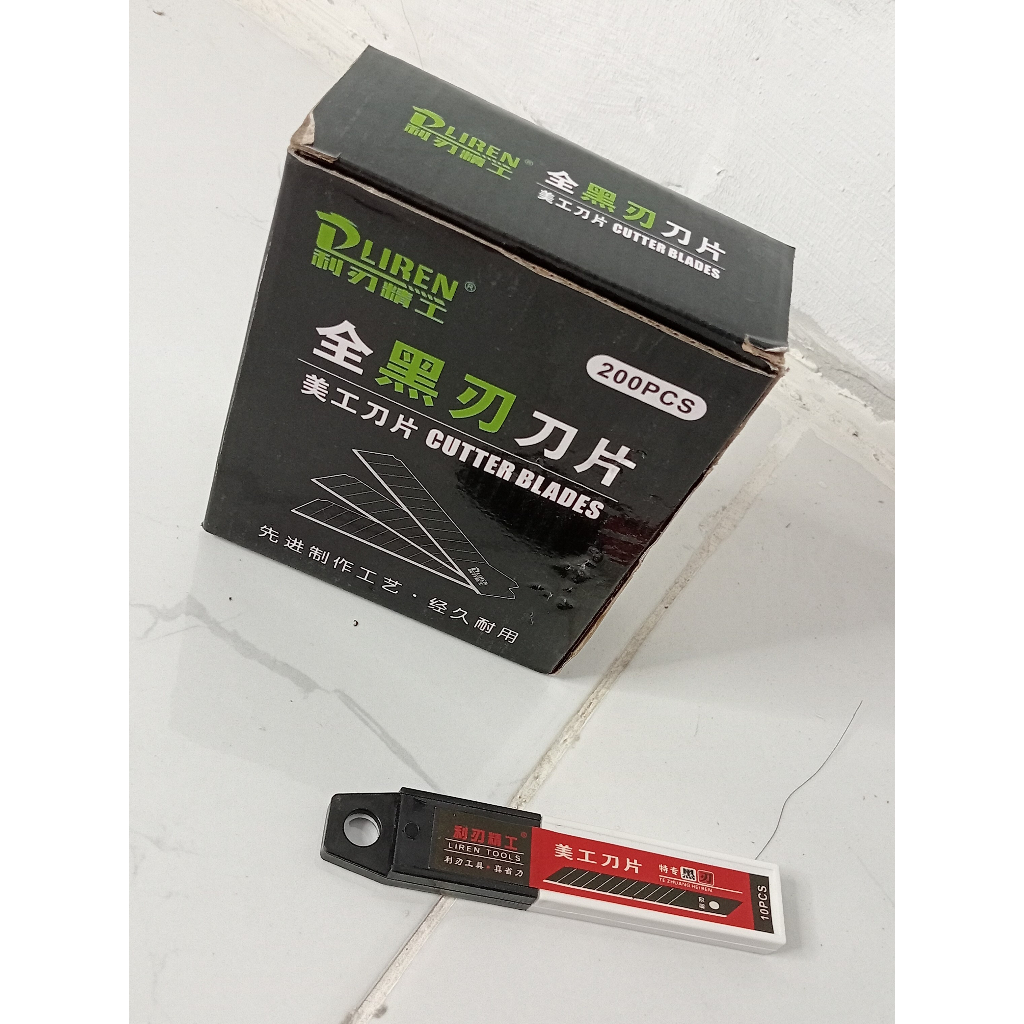 

KX Baja - Home Living - Isi Cutter Besar Blade Refill Pisau Pemotong | isi pisau silet hitam