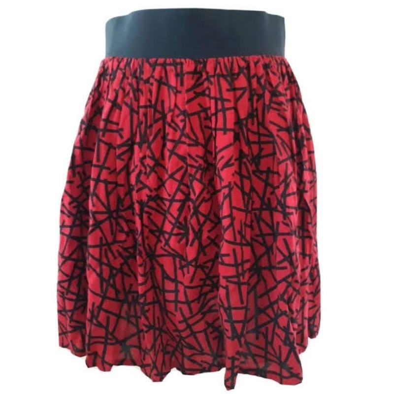 Rok mini mini skirt Monki S merah hitam geometric print