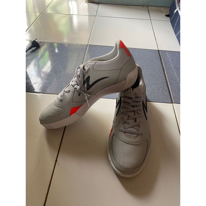 Specs Metasala Derby 41