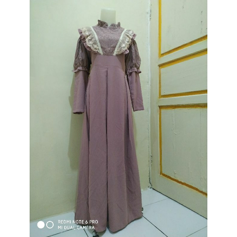 Gamis Brukat Lengan Ratu