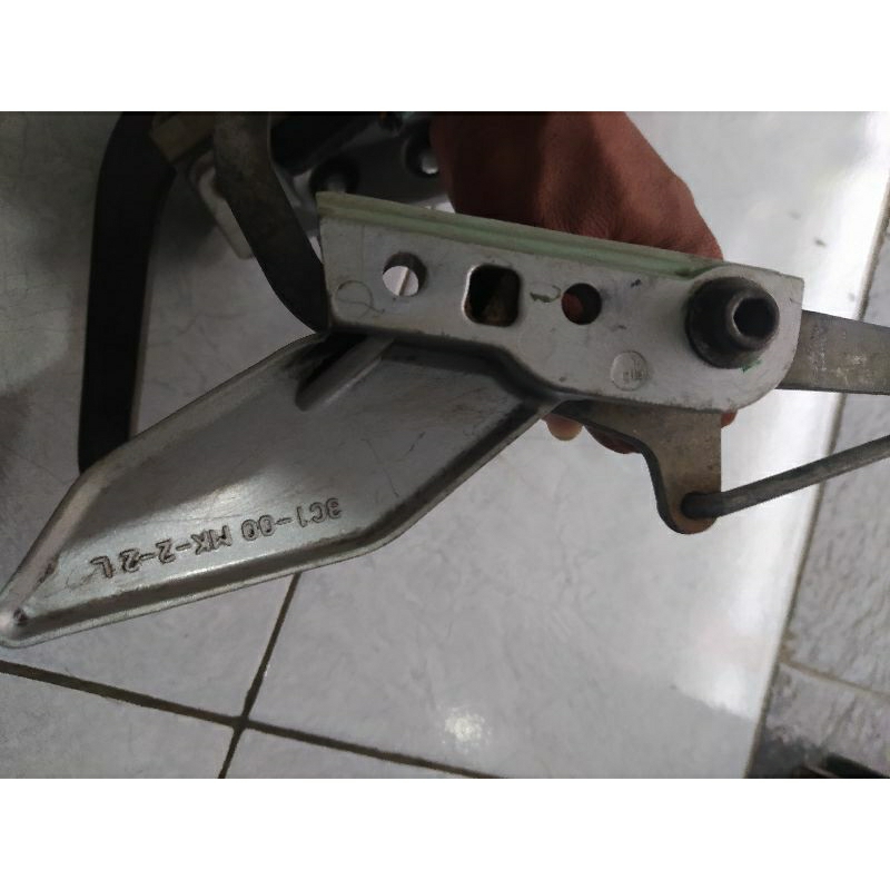 footstep depan yamaha vixion original