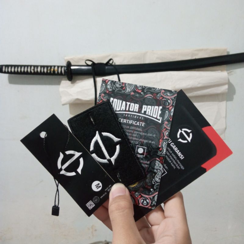 Equator gogle jacket paisley pantern