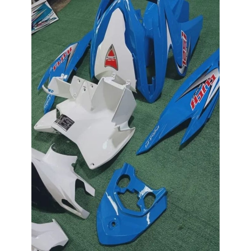 Custom Body Motor Halus Sepaket Honda Vario Techno 125 Warna Putih Biru Langit