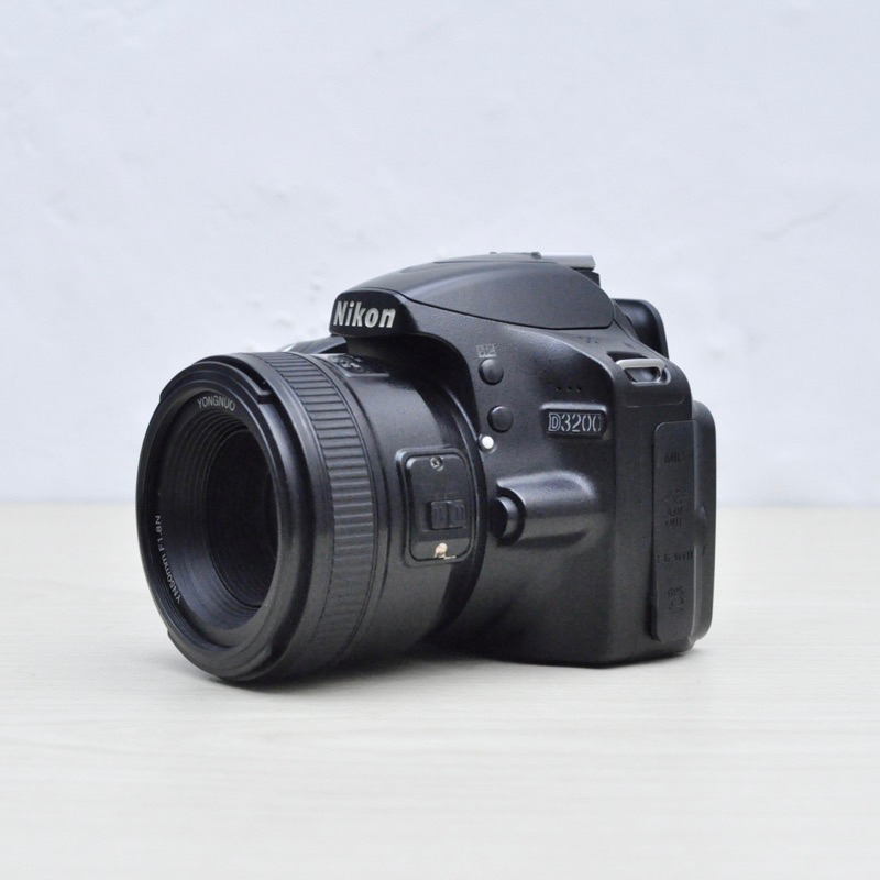 Kamera DSLR Nikon D3200 + Lensa Yongnuo 50mm f1.8 Bekas / Second