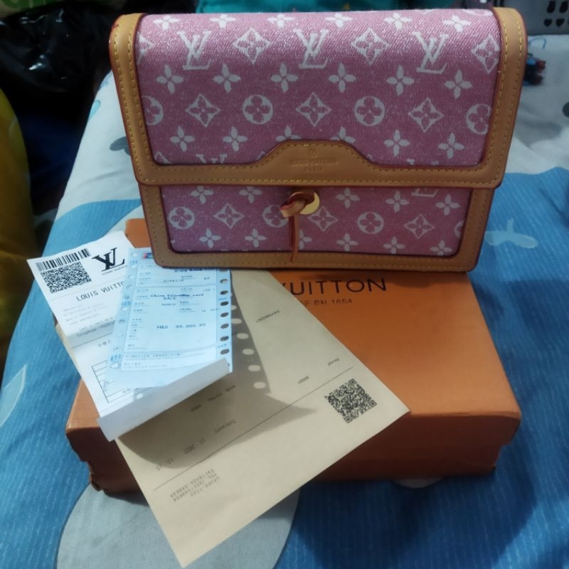 Tas Selempang Premium Batam
