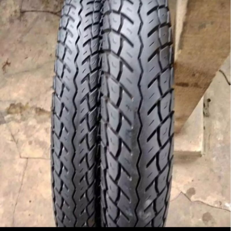 ban seken ring 18 untuk motor RX-king merek random dan ukuran bervariasi sesuai keinginan pelanggan