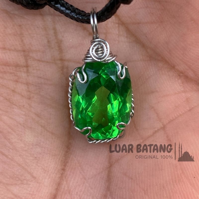 Kalung Liontin Hand Made Etnik Moldavite Cutting Custom (S)