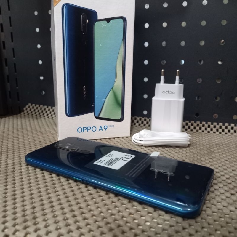 Oppo A9  2020 8/128 ( Second)