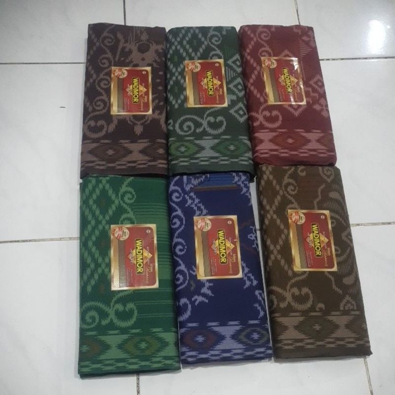 sarung wadimor balimoon motif harmonis