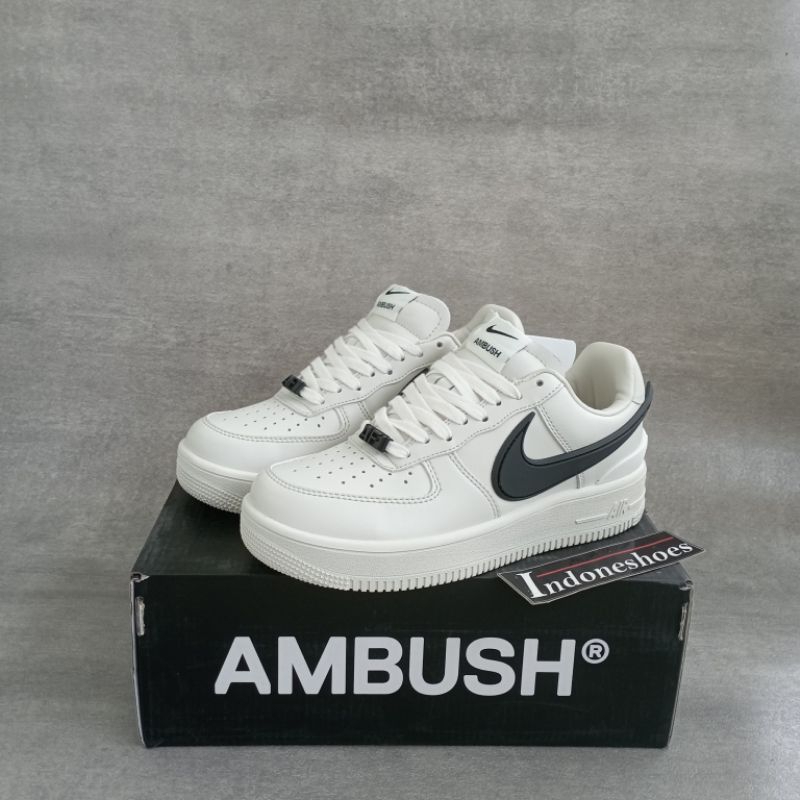 NIKE AIR FORCE 1 LOW AMBUSH PHANTOM WHITE BLACK