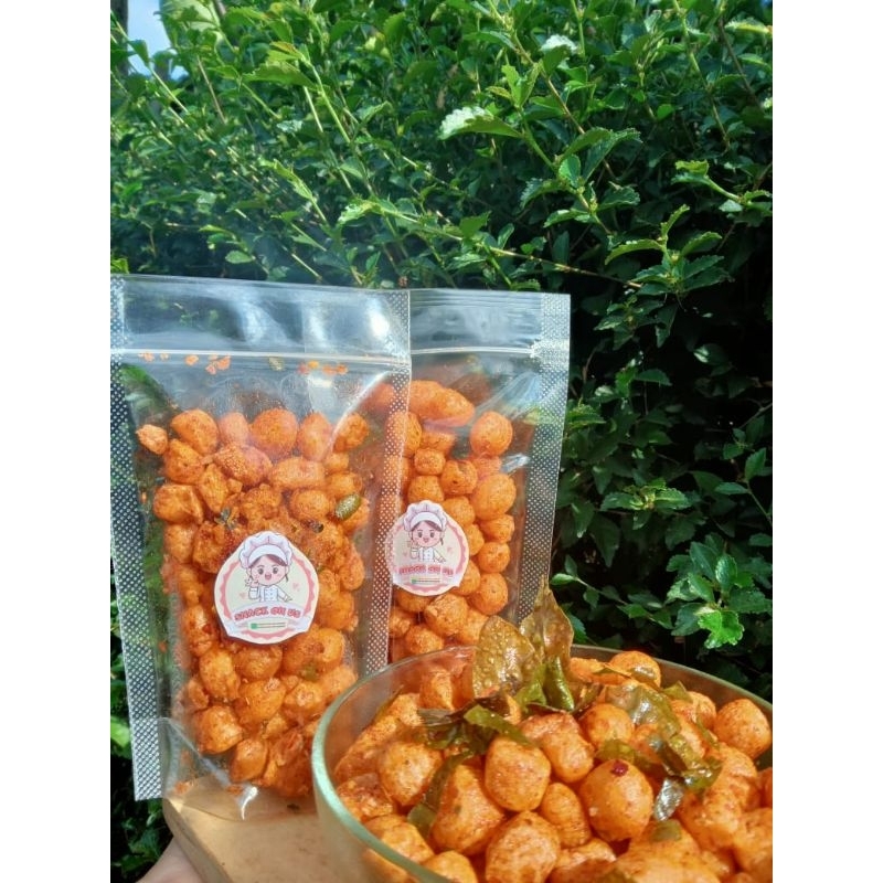 

Basreng Ikan pedas/Cimoring pedas daun jeruk/Keripik Cireng pedas daun jeruk 100 gram