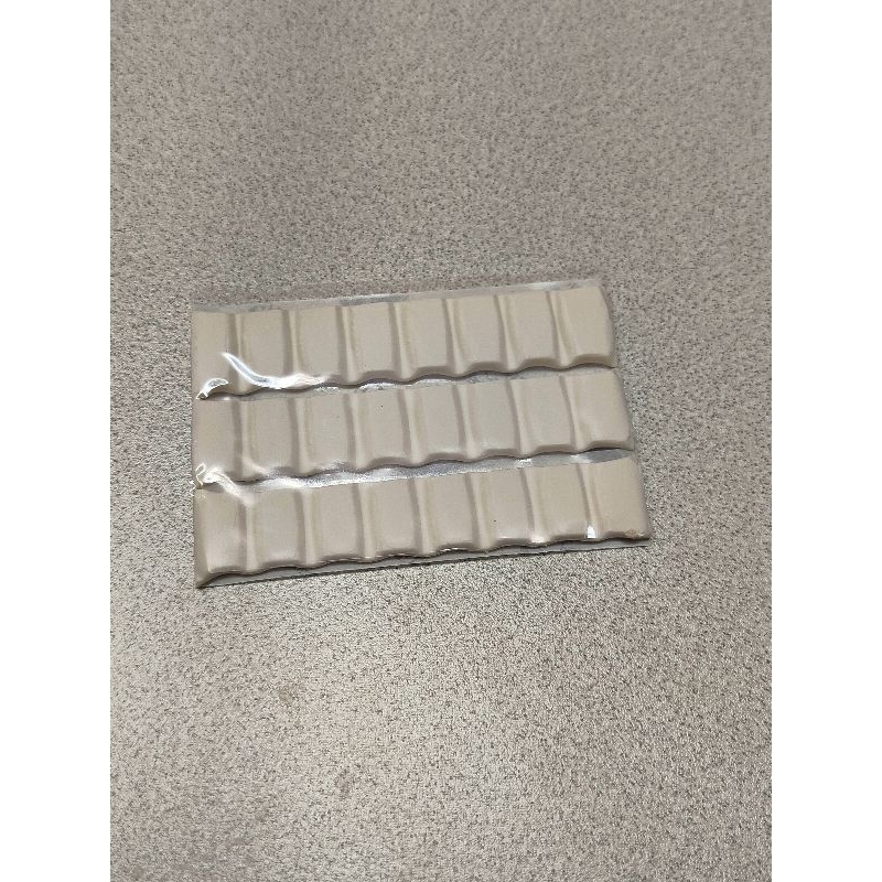 

Glue tack