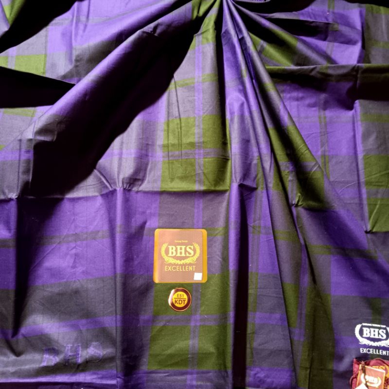 SARUNG BHS EXCELLENT GOLD E51 KDT 1 KOMBINASI DUA TEROPONG MOTIF KOTAK MADURA OTB OLIVE TUA KOTAK BE