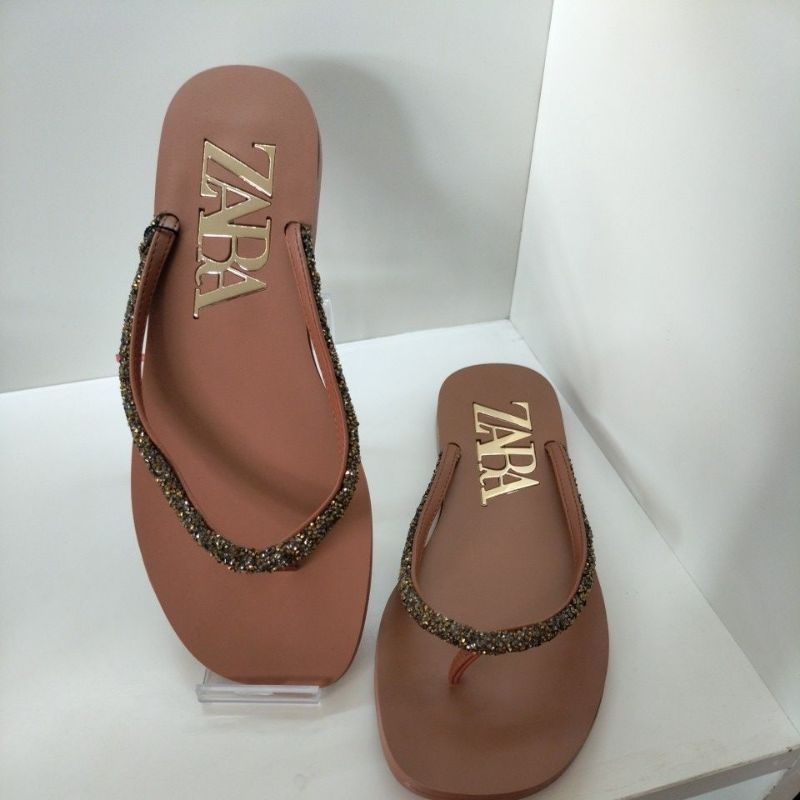 sandal jepit zara