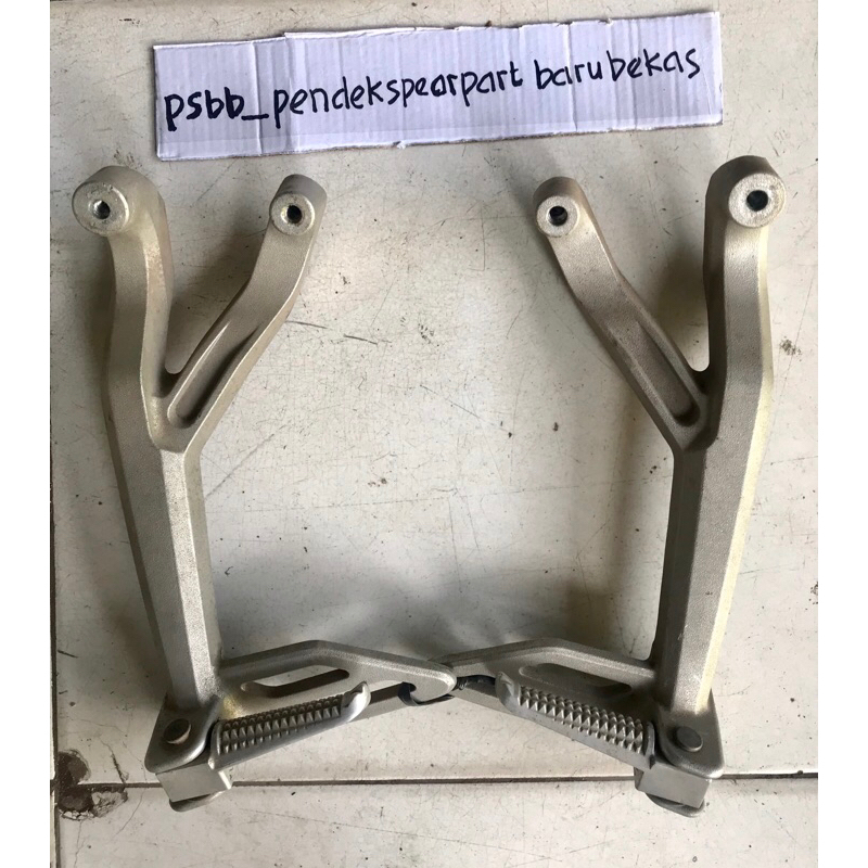 Foot Step R15 V3 Footstep Yamaha R15 V3 Postep Belakang R15 V3 Footstep R15 Original