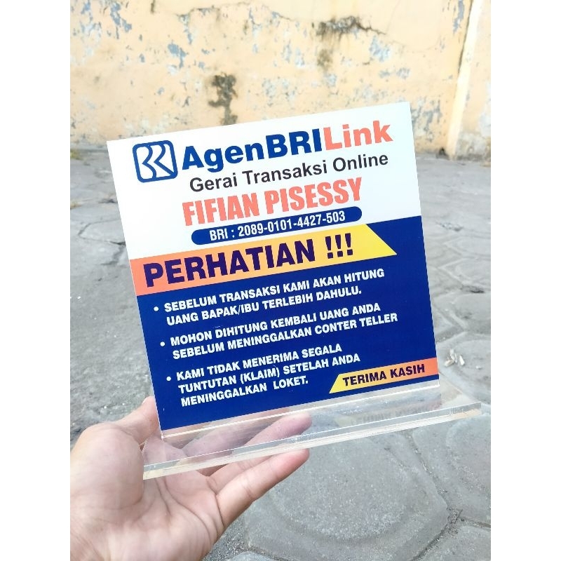 

AKRILIK 18X18CM PAPAN GERAI AGEN BRILINK