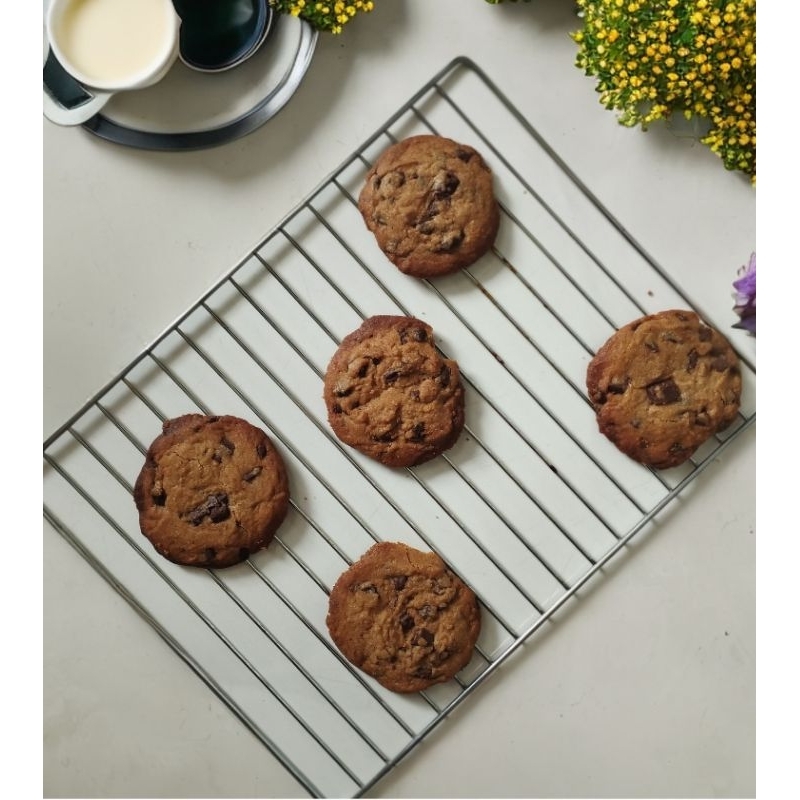 

CHOCOLATE CHIP COOKIES