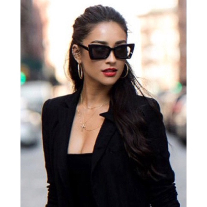 Kacamata Hitam Wanita UV400