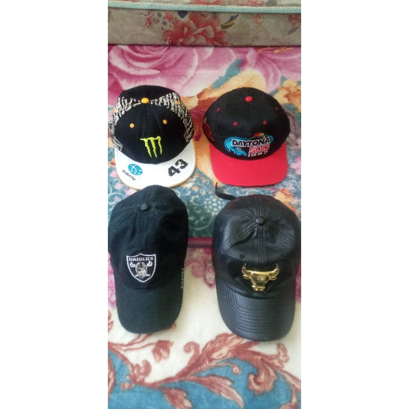 Topi caps raiders hitam.Topi caps chicagobulls