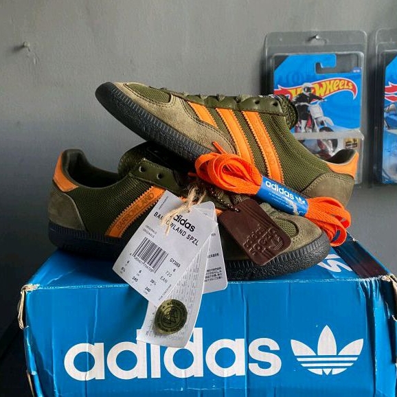 adidas barrowland green