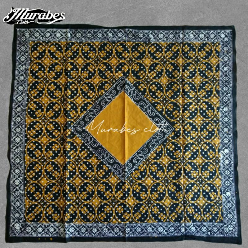 Iket lepasan segi empat batik cap.