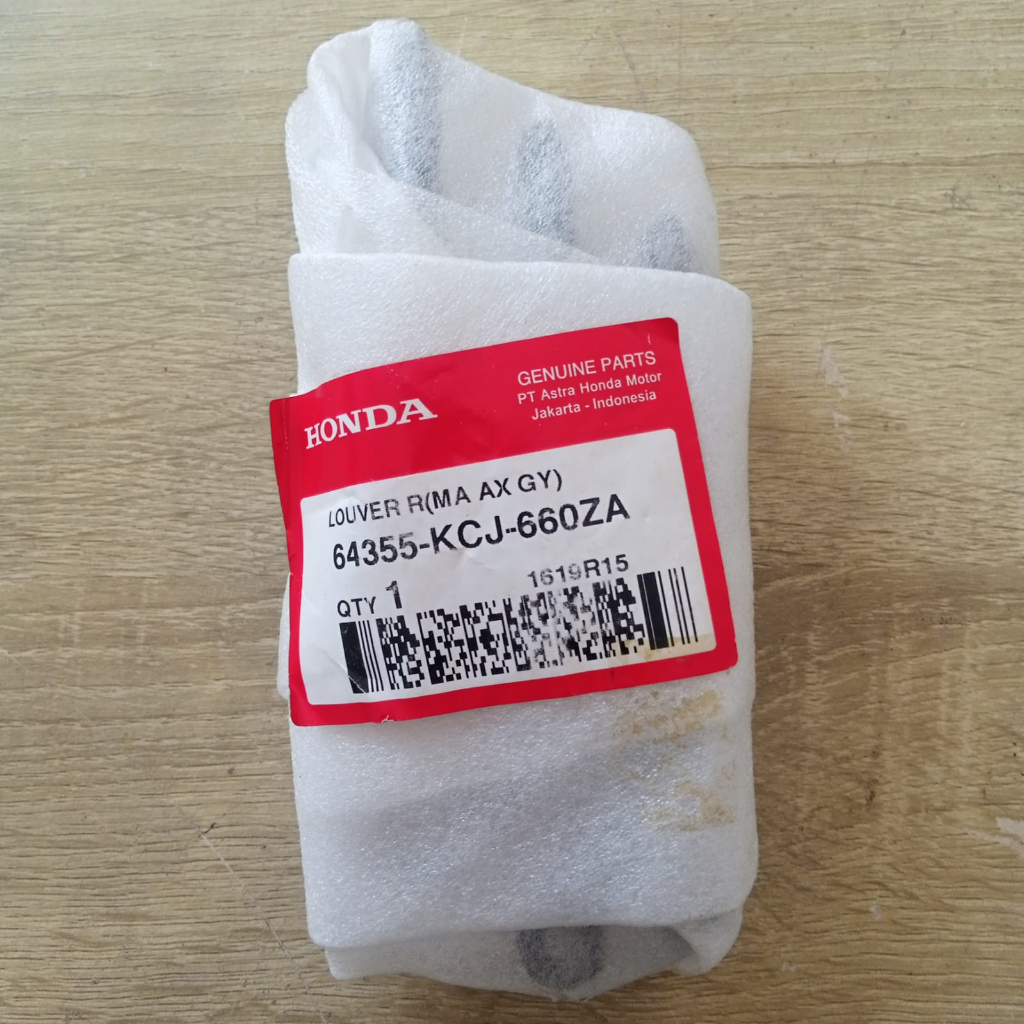 Louver Sayap Tangki Kanan TIGER REVO ORI AHM 64355KCJ660ZA