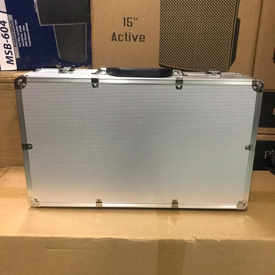 koper box hardcase untuk microphone bahan alumunium kuat