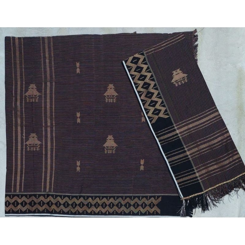 Set uis nipes lurik banang sutra motif Rumah adat