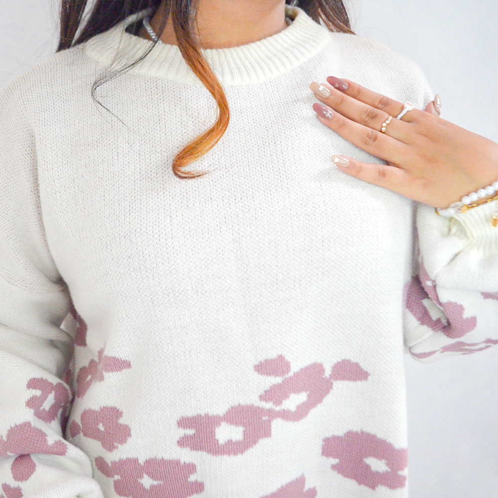 Sweater Rajut Wanita Motif Bunga Sakura