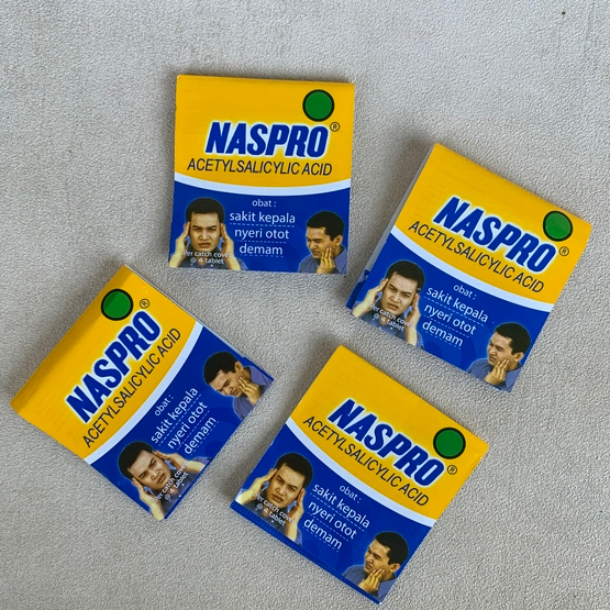 Naspro Obat Sakit Gigi / Pereda Demam 1 Strip 4 Tablet