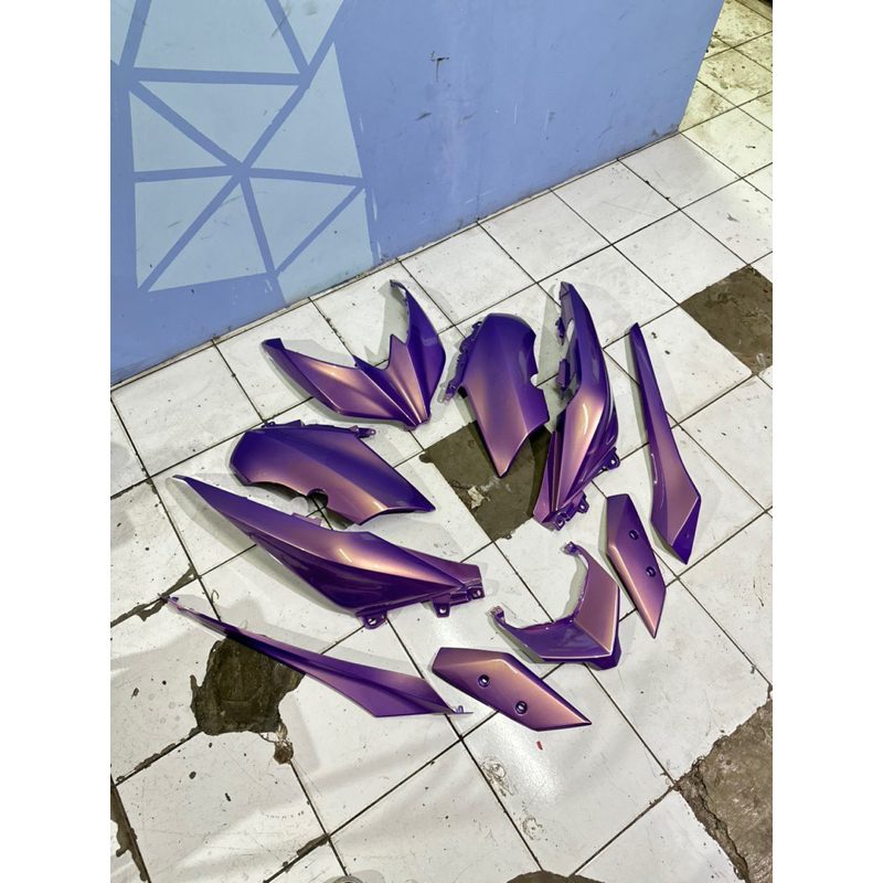 Body halus Xmax old Repaint Purple taro efek gold kondisi baru