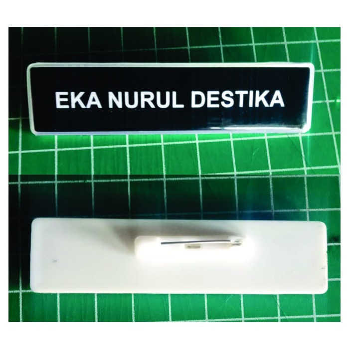 

Nama Dada Nametage Akriliki (Satuan)