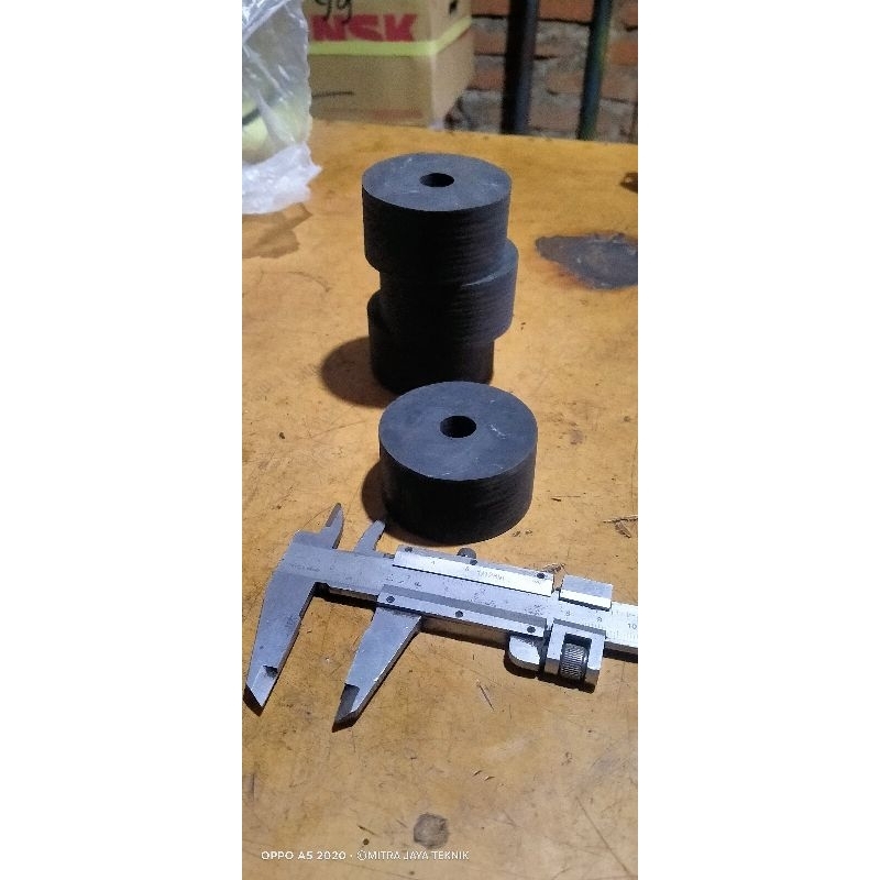 KARET MEJA GETAR MESIN PRESS BATAKO VIBRO